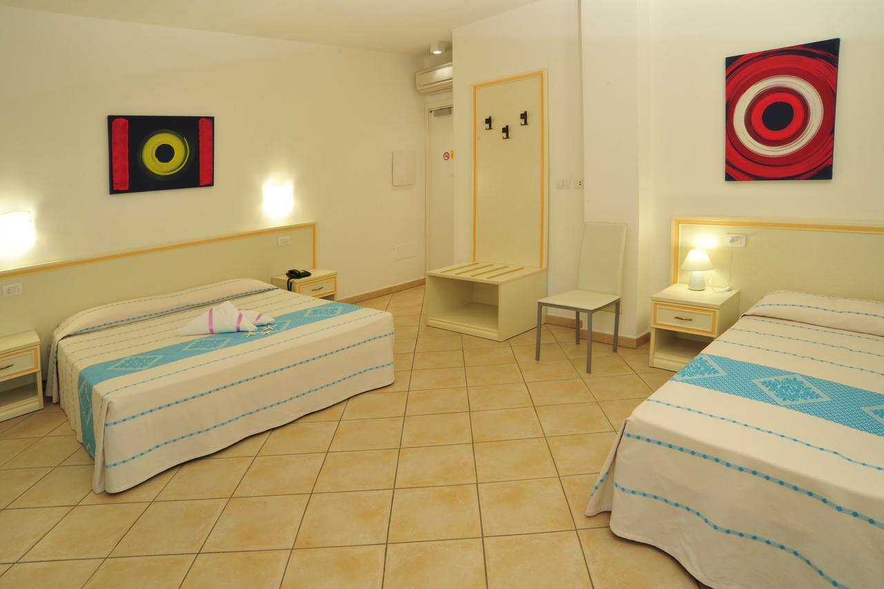 Hotel Stella Marina San Teodoro  Exterior photo